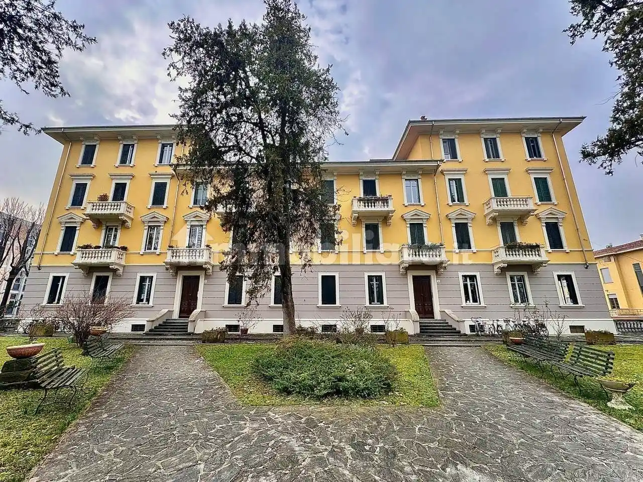 Appartamento in vendita a Parma