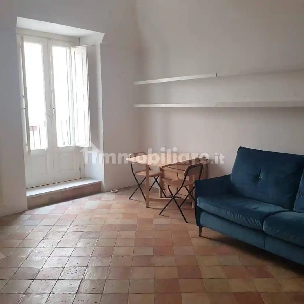 Appartamento in affitto a Altamura