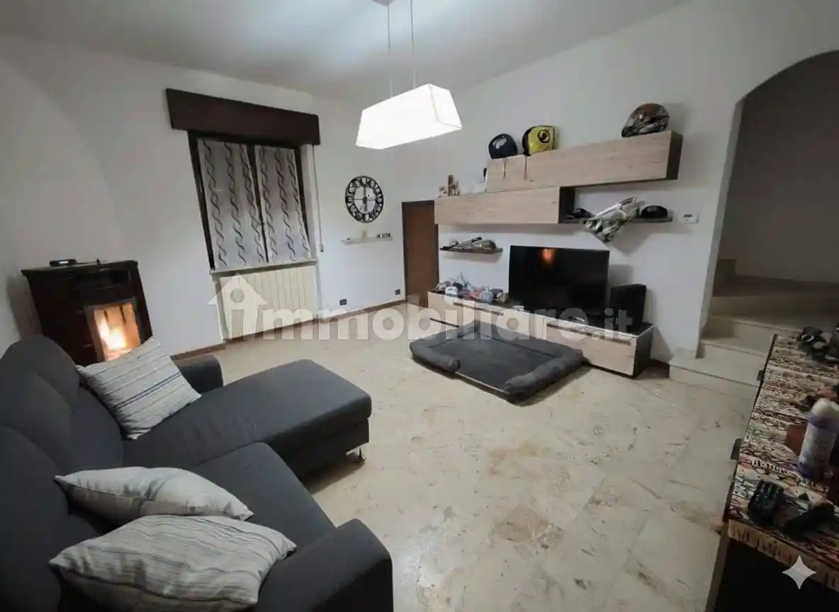 Casa indipendente in vendita a Izano