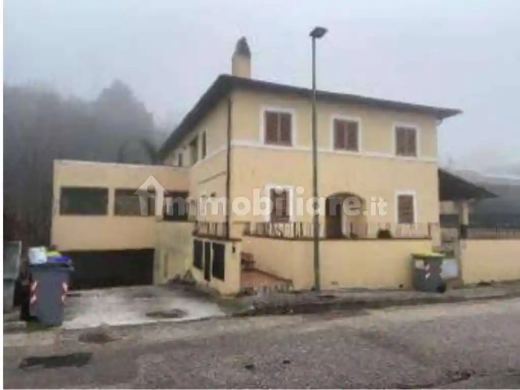 Appartamento in vendita a Trevi