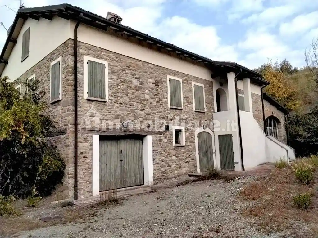 Rustico - Casale in vendita a Castellarano