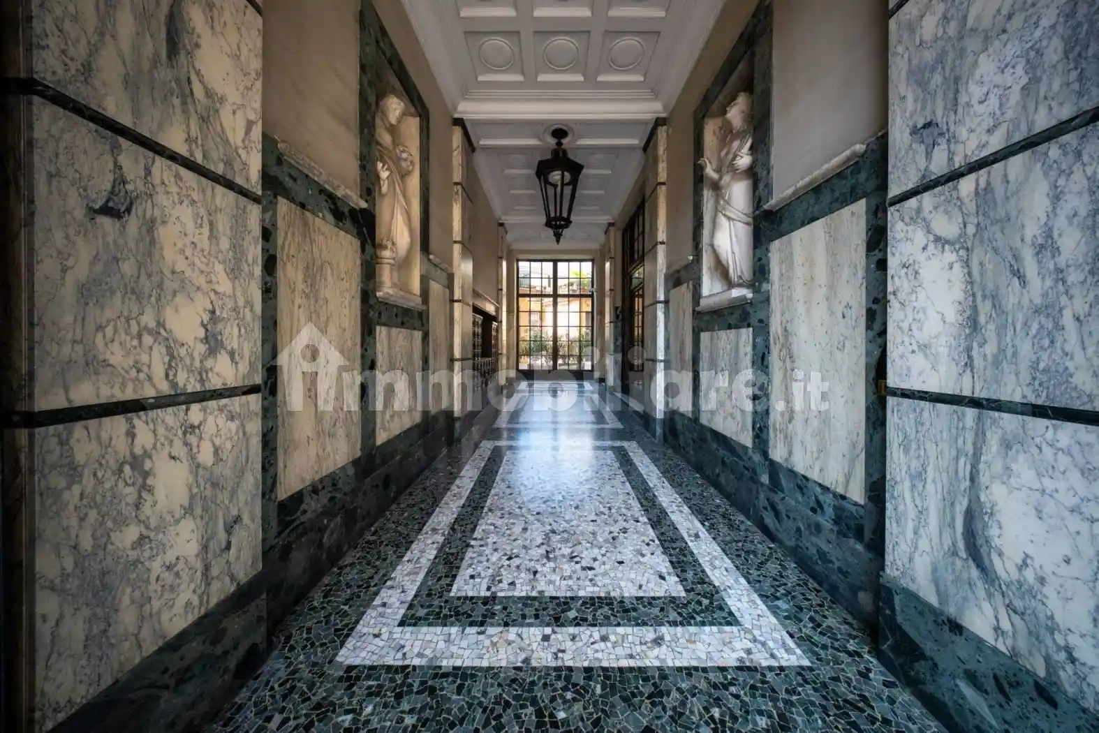 Appartamento in vendita a Novara