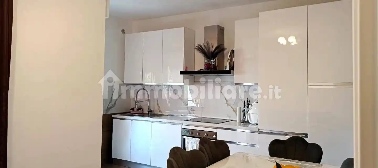 Appartamento in vendita a Cascina