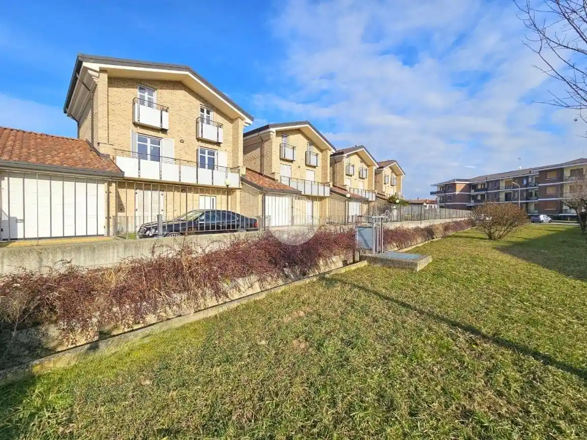 Appartamento in vendita a Rondissone