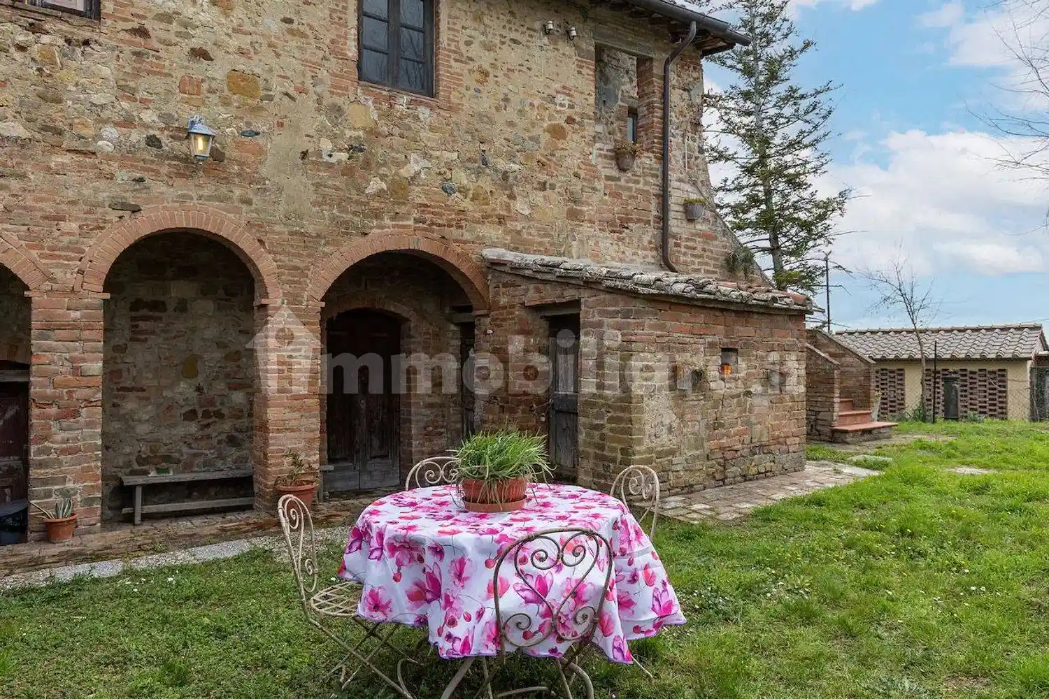 Villa in vendita a Gambassi Terme