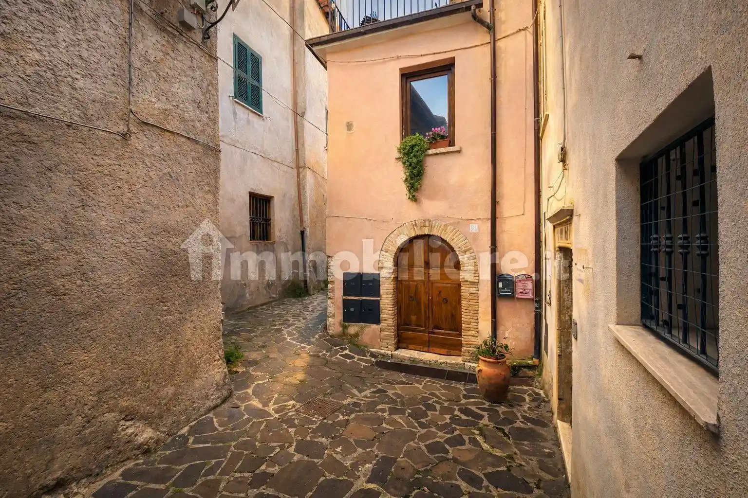 Appartamento in vendita a Toffia