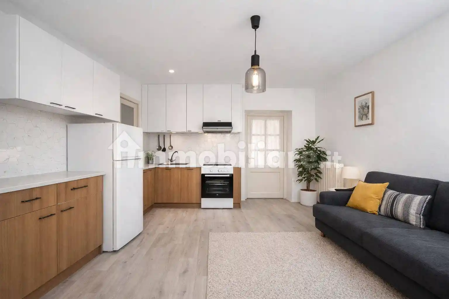 Appartamento in vendita a Canale