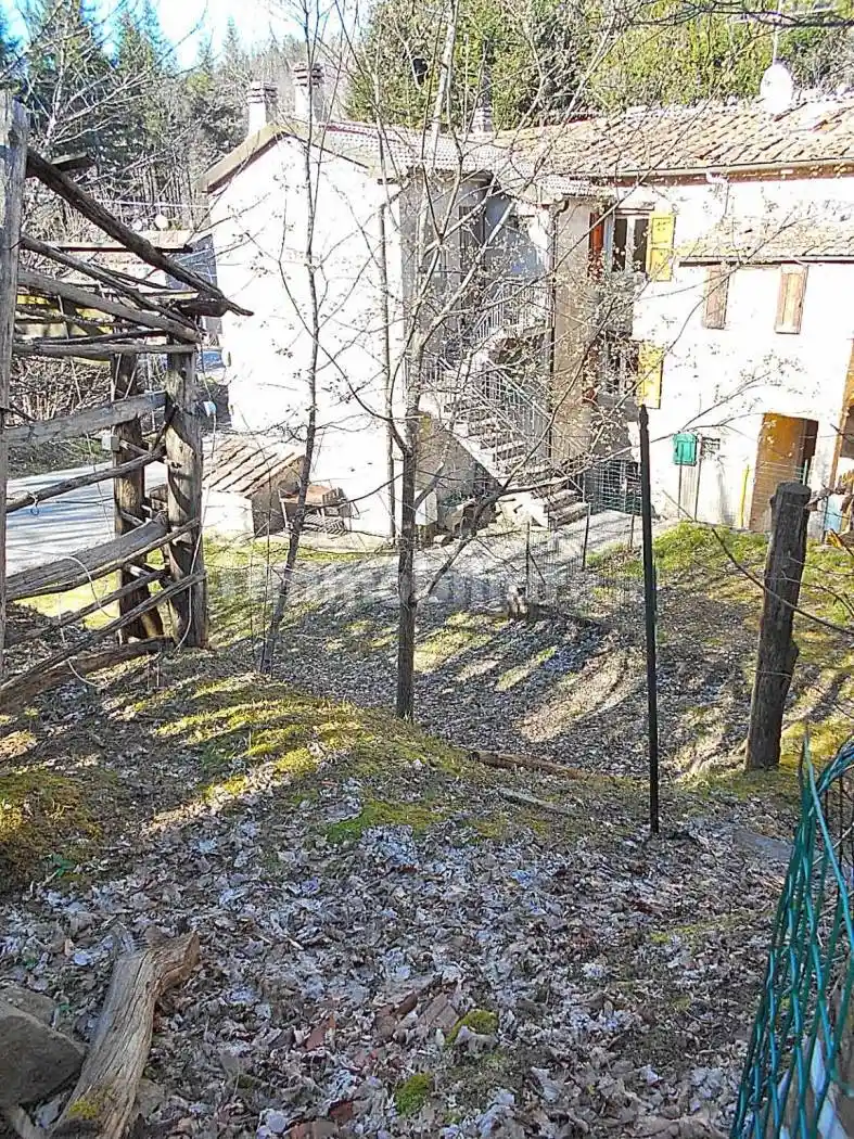 Casa indipendente in vendita a Marliana