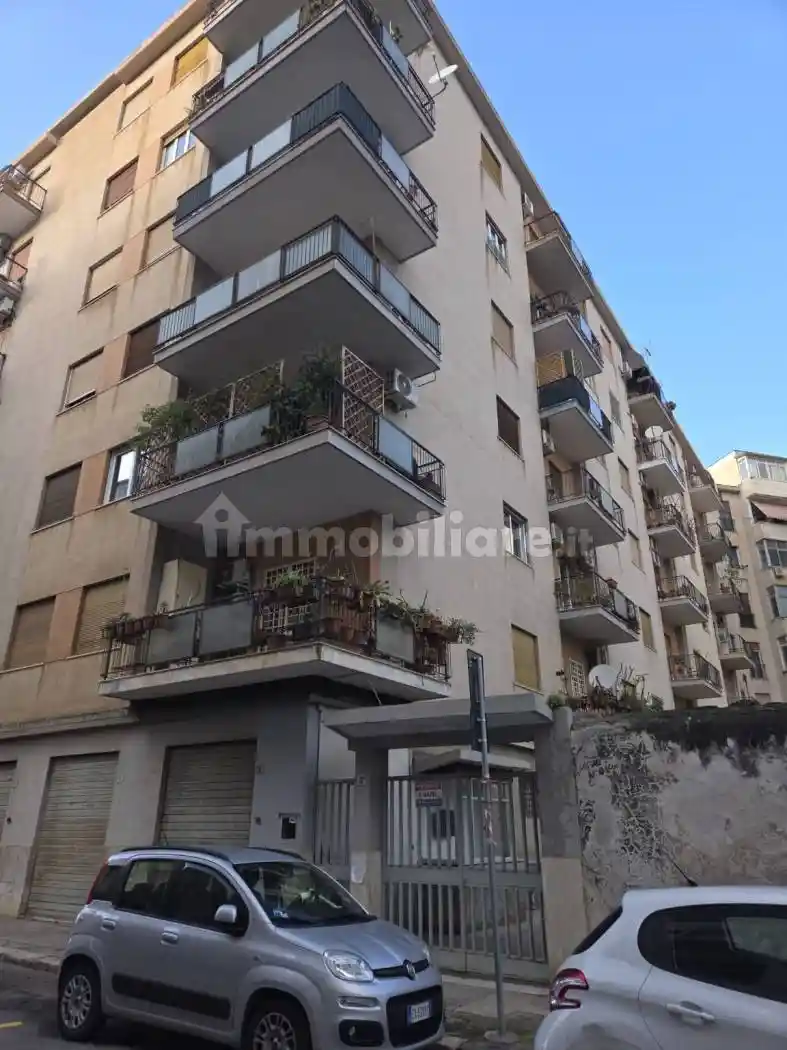 Appartamento in vendita a Palermo
