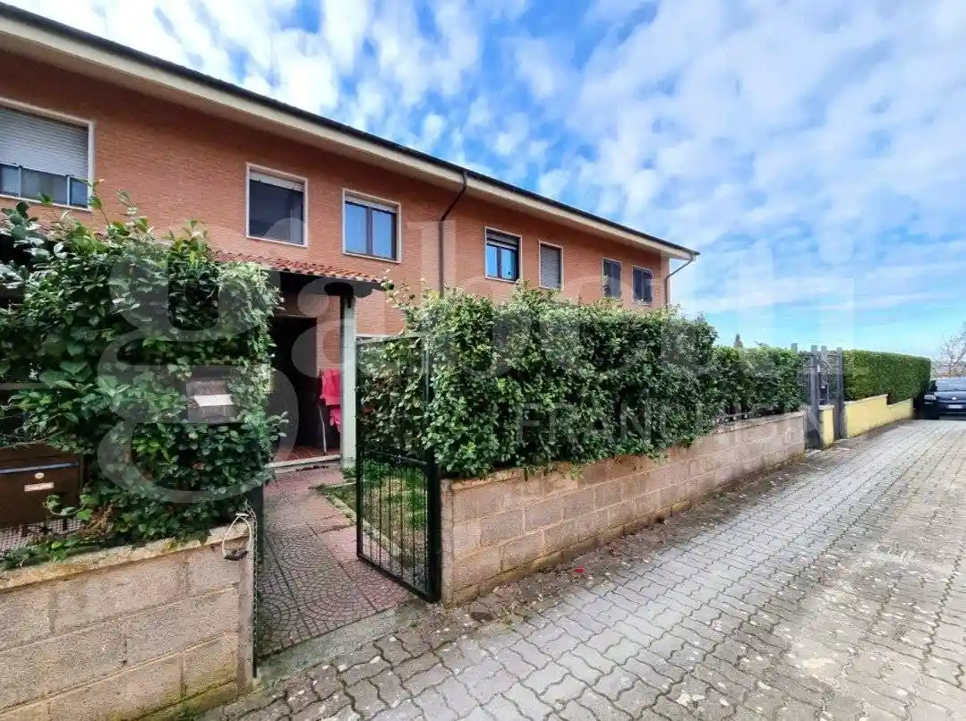 Villetta a schiera in vendita a Poggio Mirteto