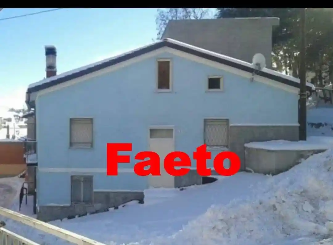 Villa in vendita a Faeto