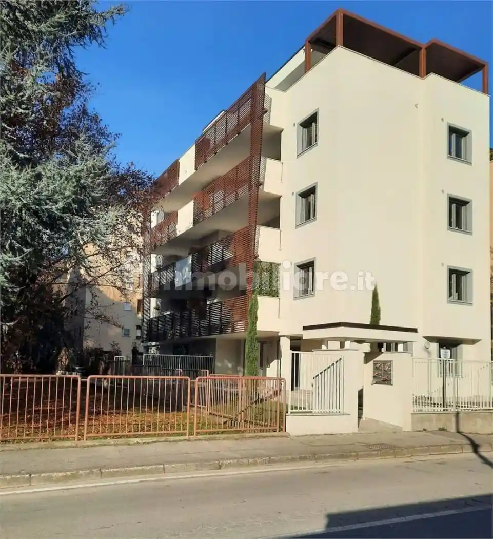 Appartamento in vendita a Monza