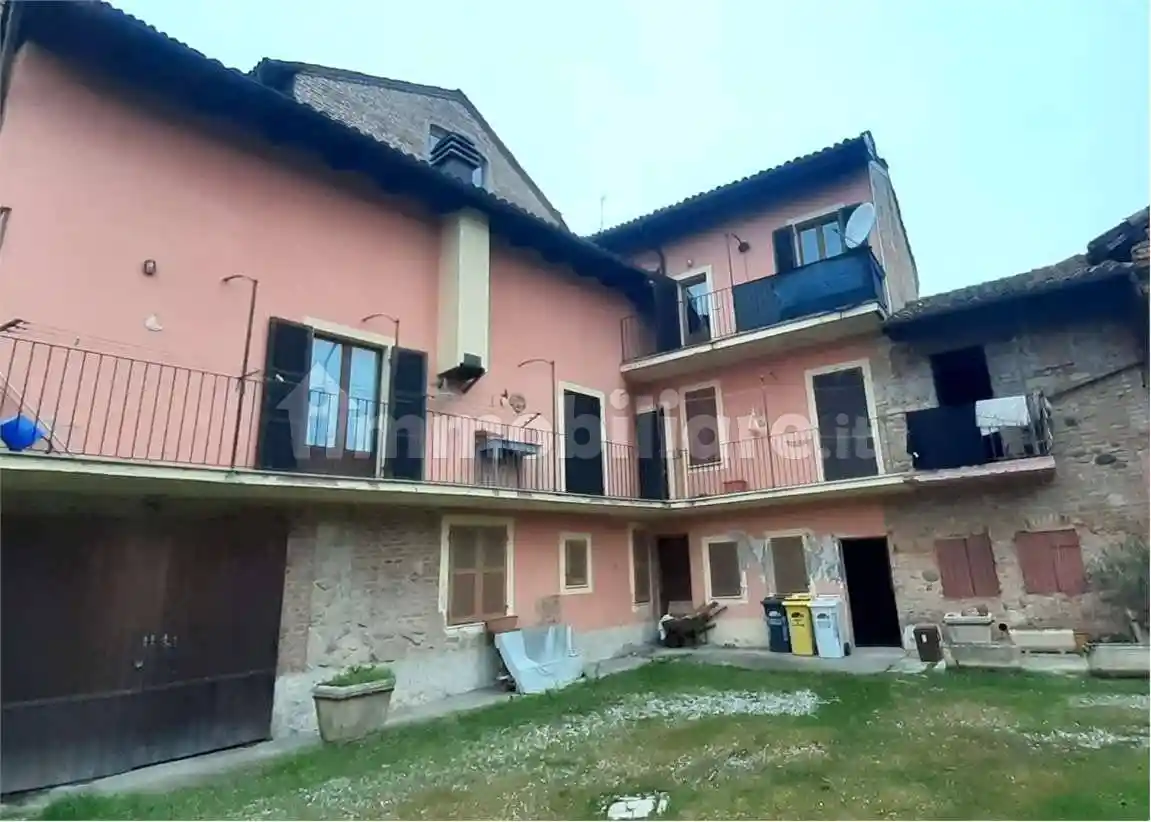 Casa indipendente in vendita a Cassine