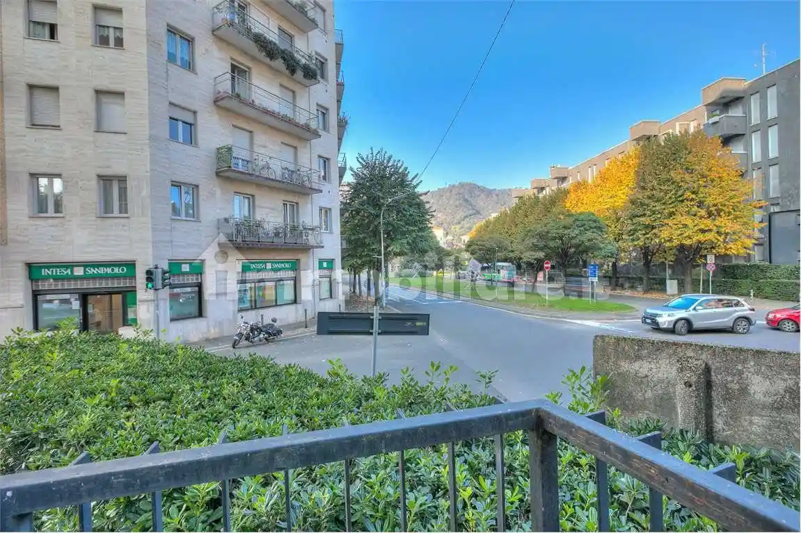 Appartamento in vendita a Como