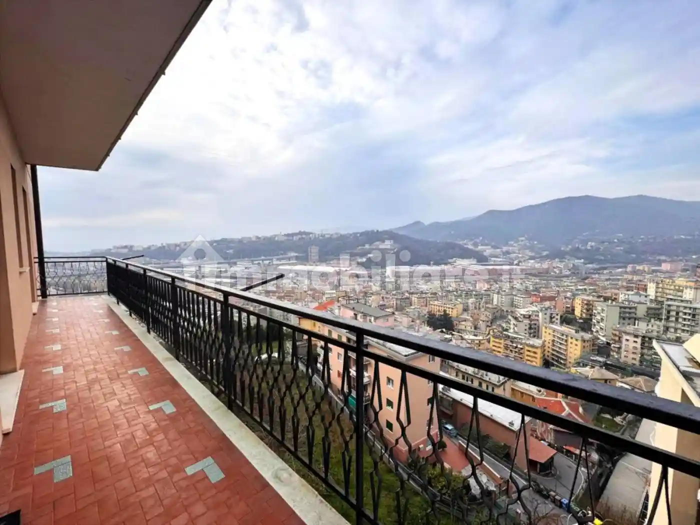 Appartamento in vendita a Genova