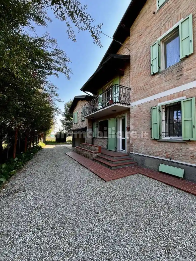 Villa in vendita a Modena