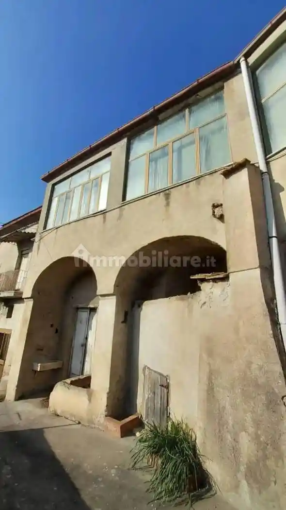 Appartamento in vendita a Valle di Maddaloni