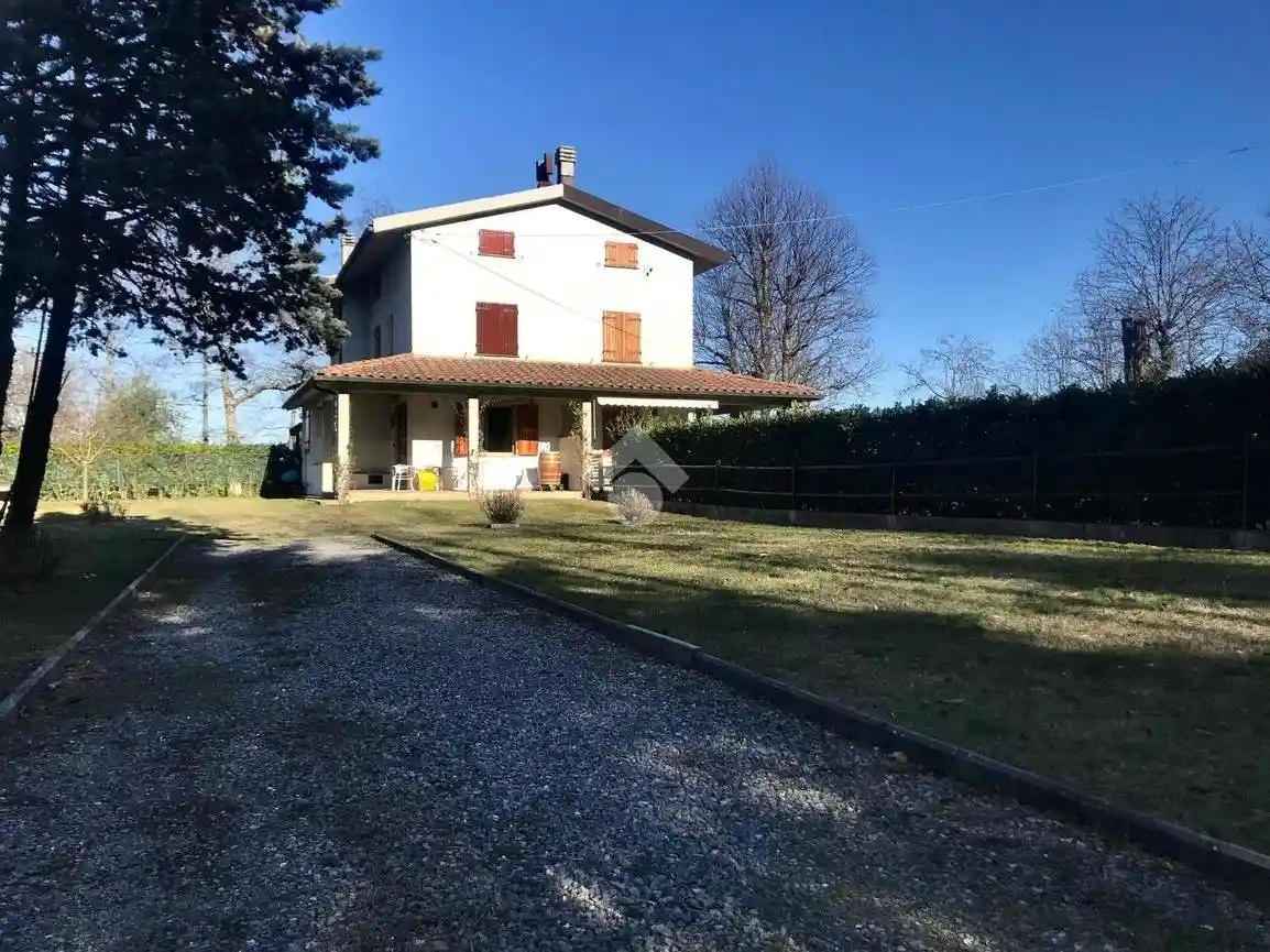 Casa indipendente in vendita a Marliana