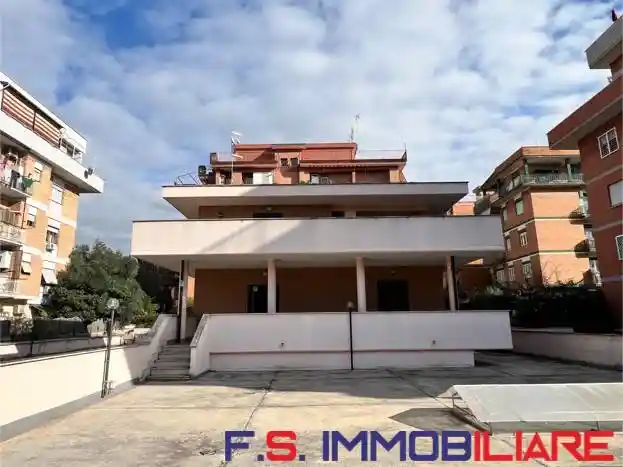 Villa in vendita a Roma