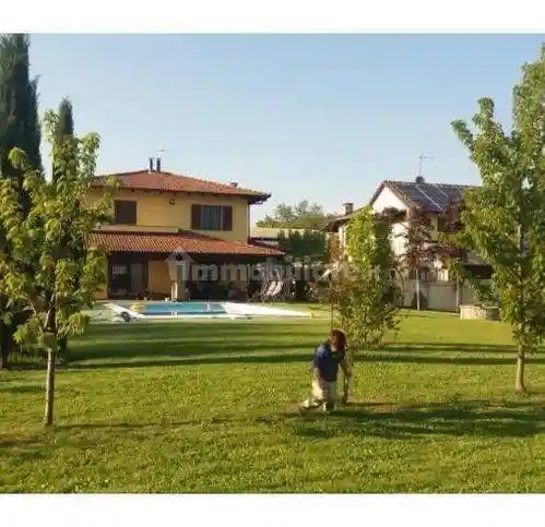 Casa indipendente in vendita a Nizza Monferrato