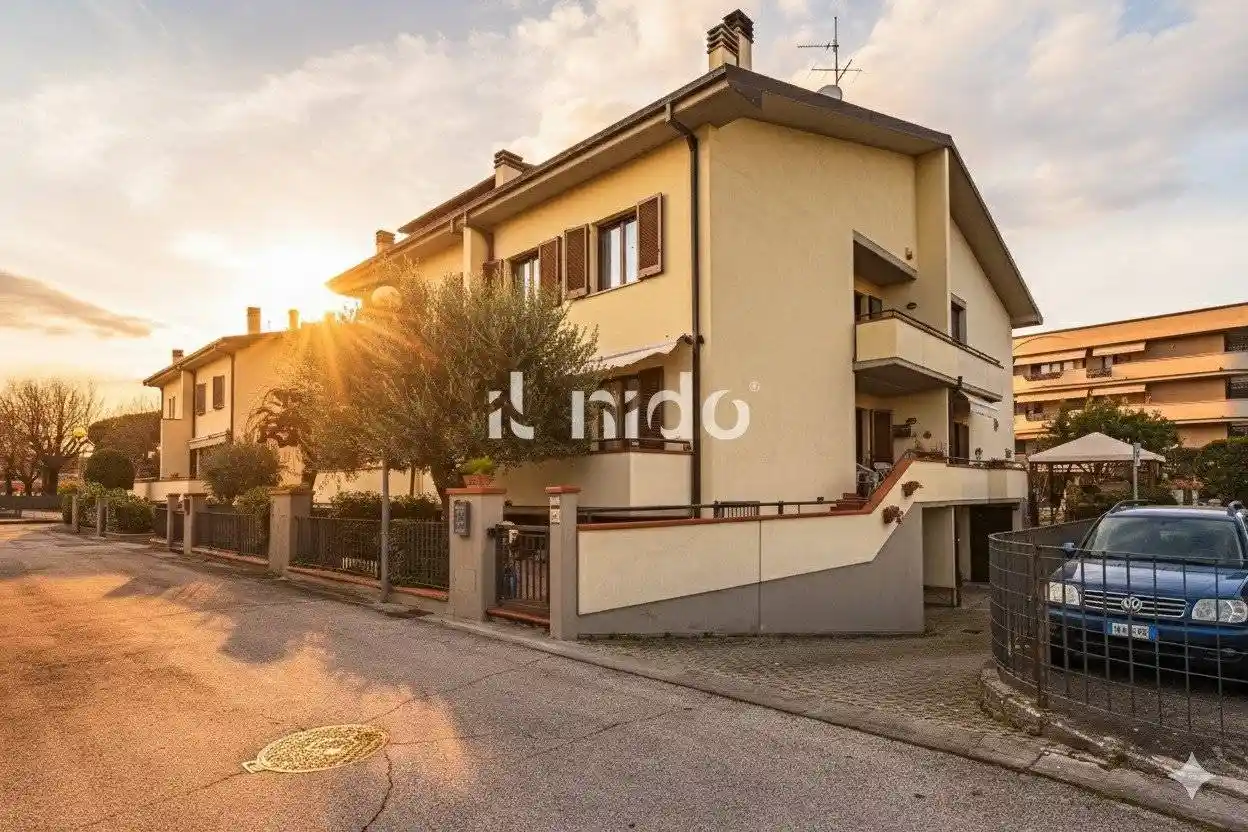 Villa in vendita a Massa e Cozzile