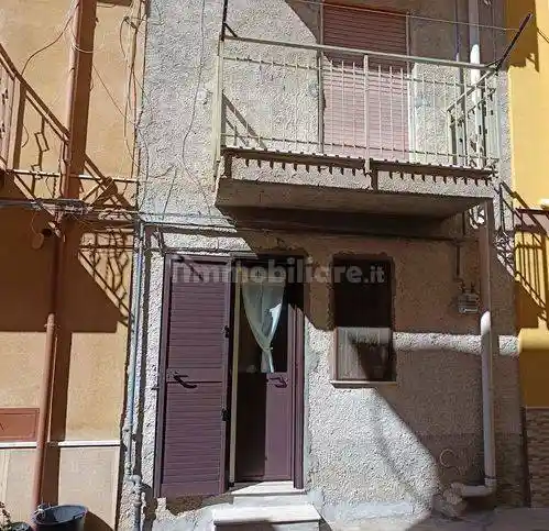 Appartamento in vendita a Campofelice di Roccella