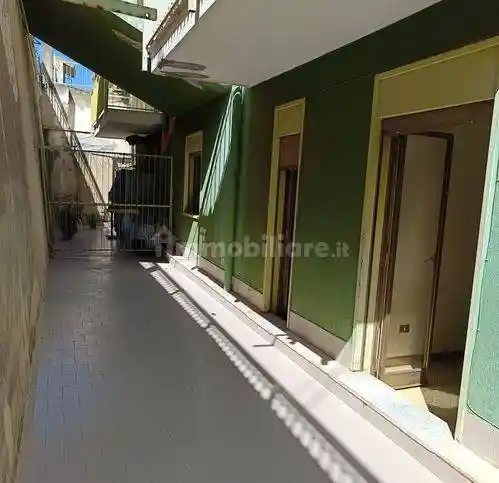 Appartamento in vendita a Campofelice di Roccella