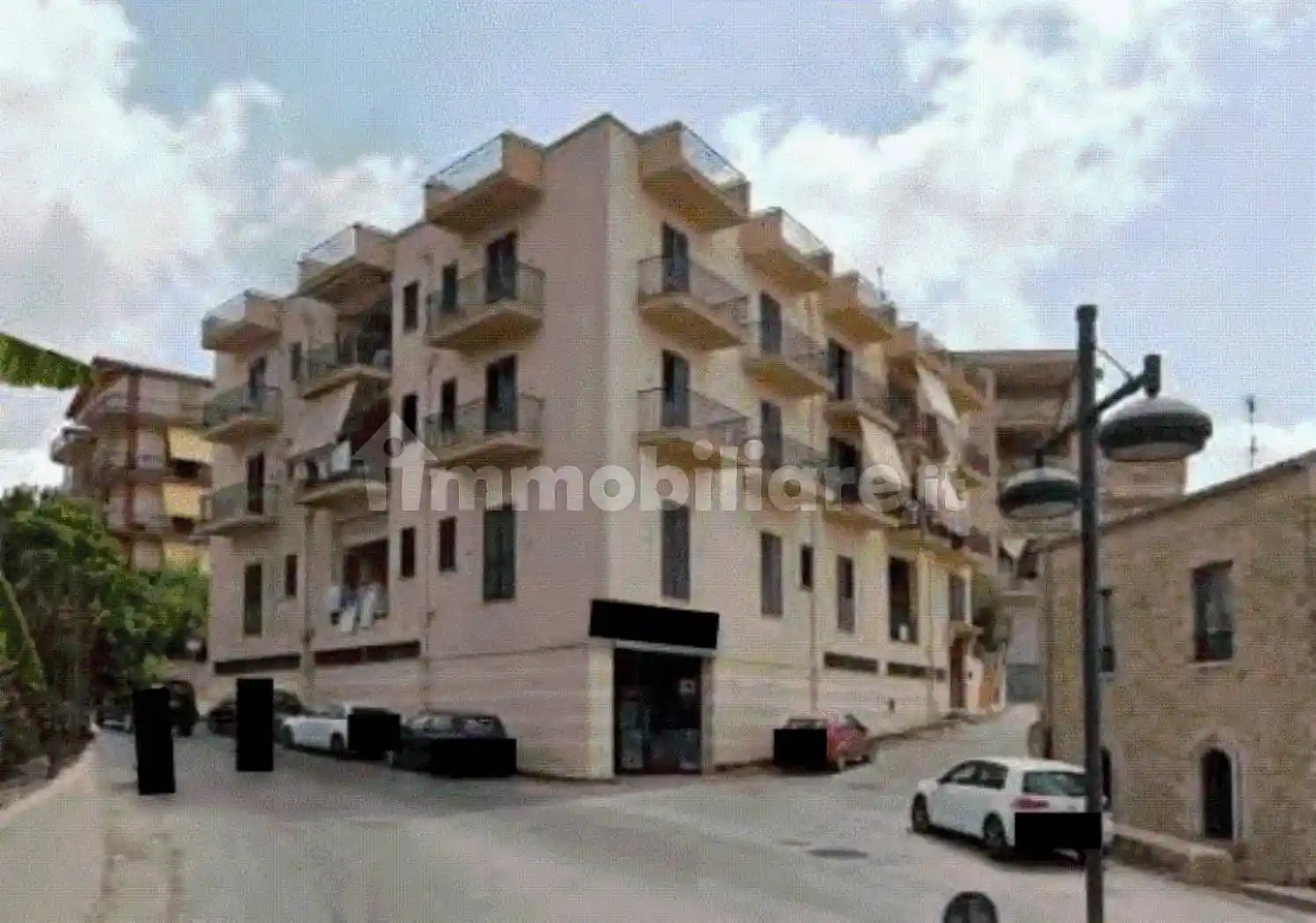 Appartamento in vendita a Favara