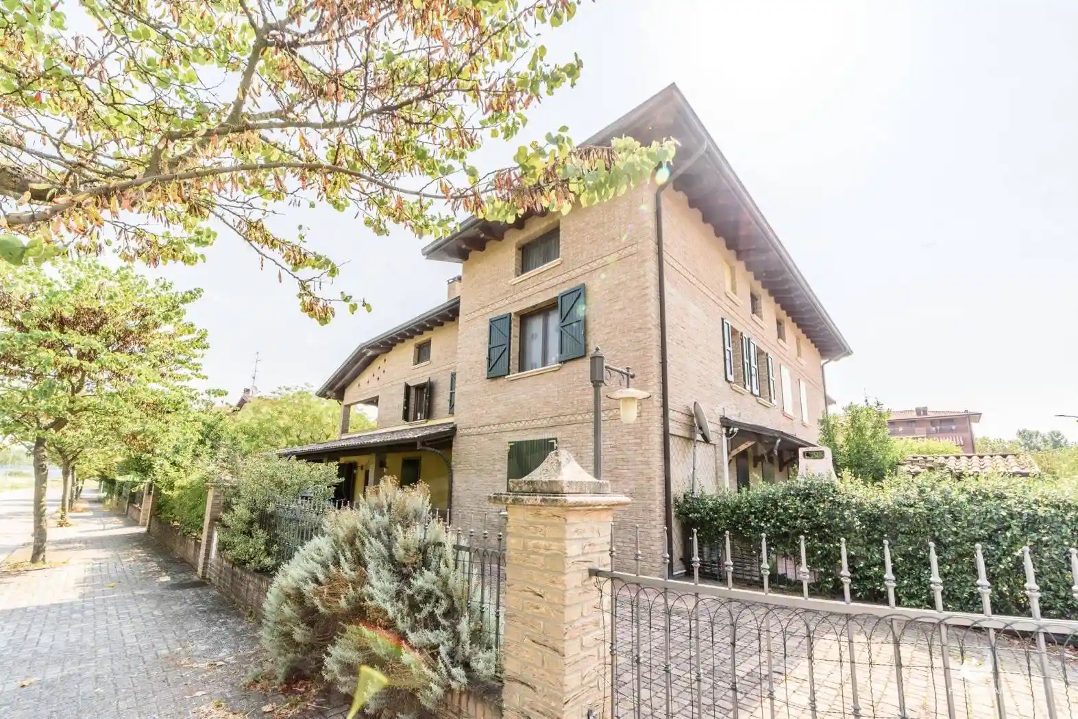 Villa in vendita a Castelfranco Emilia