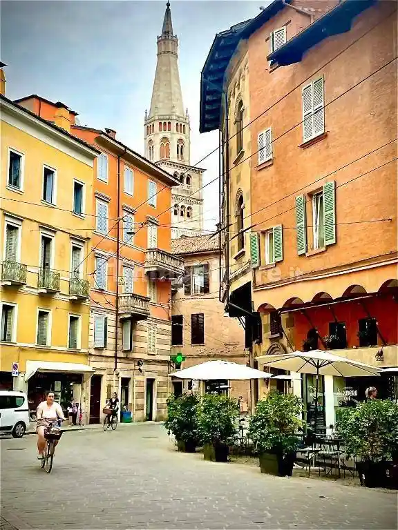 Appartamento in affitto a Modena