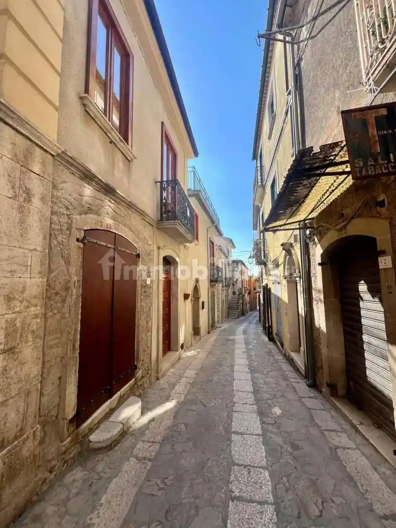 Villa in vendita a Taurasi