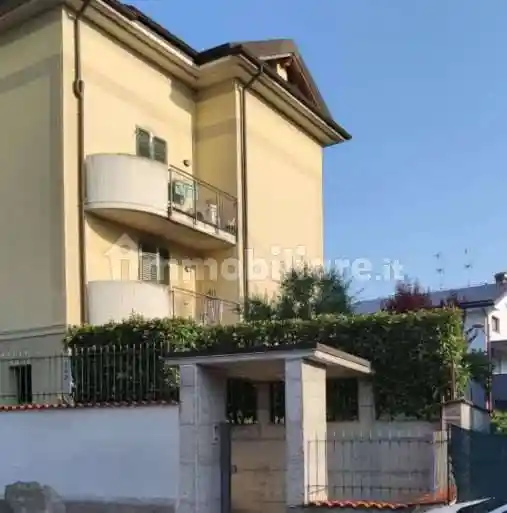 Appartamento in vendita a Romano di Lombardia