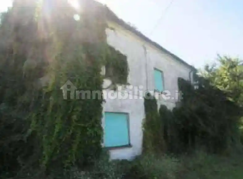 Villa in vendita a Quistello