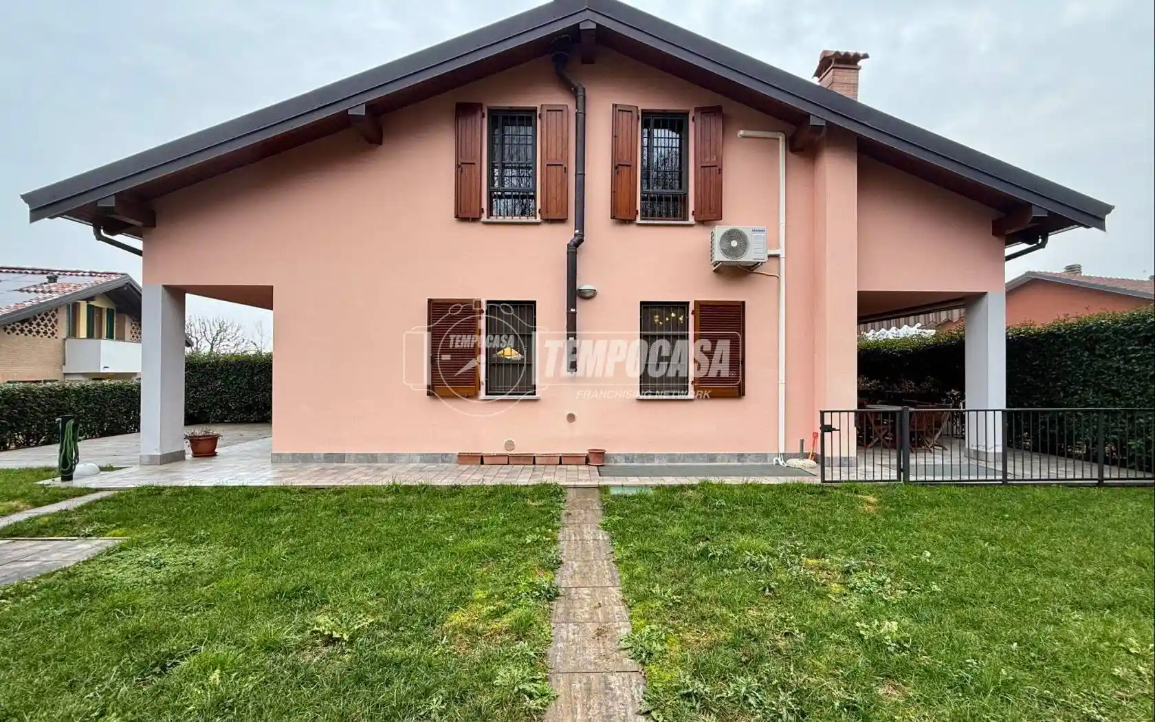 Villetta a schiera in vendita a Merate