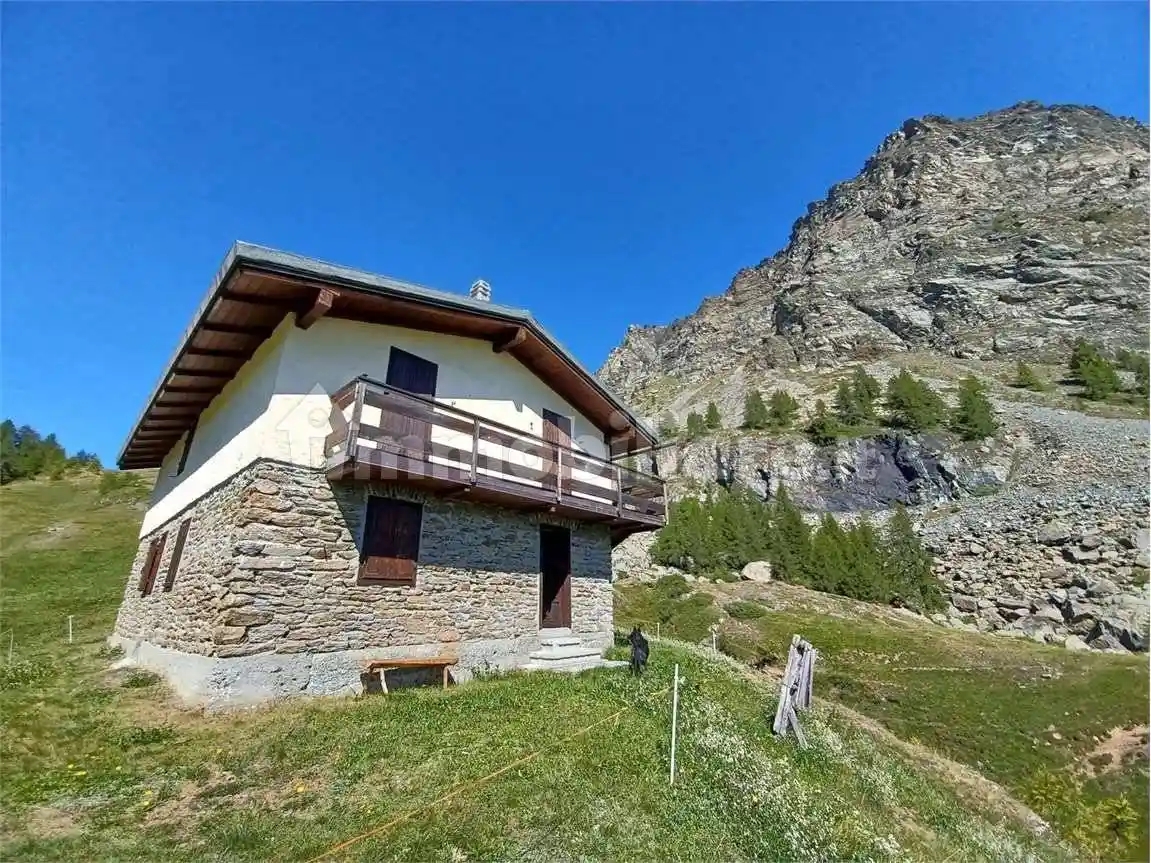 Appartamento in vendita a Champorcher