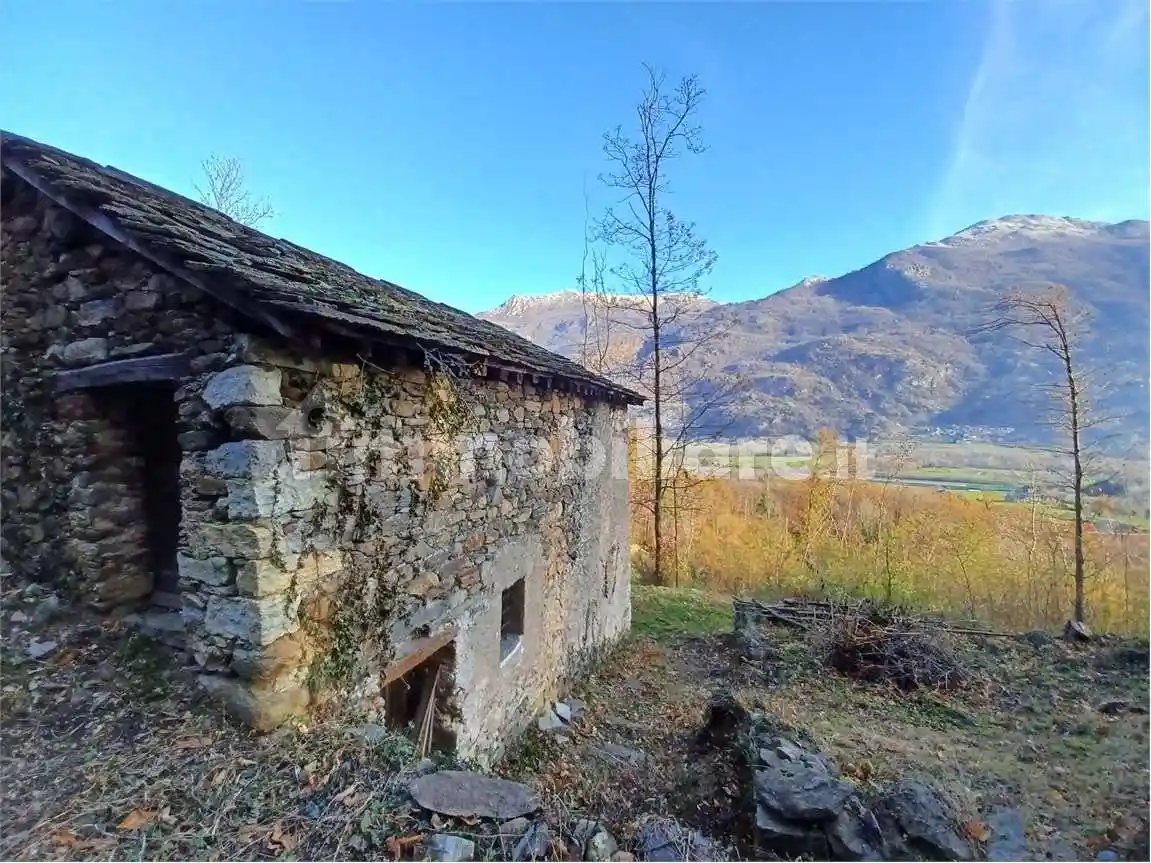 Rustico - Casale in vendita a Tavagnasco