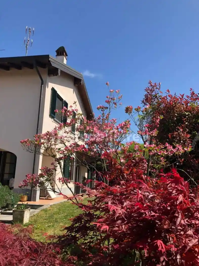 Villa in vendita a Noviglio