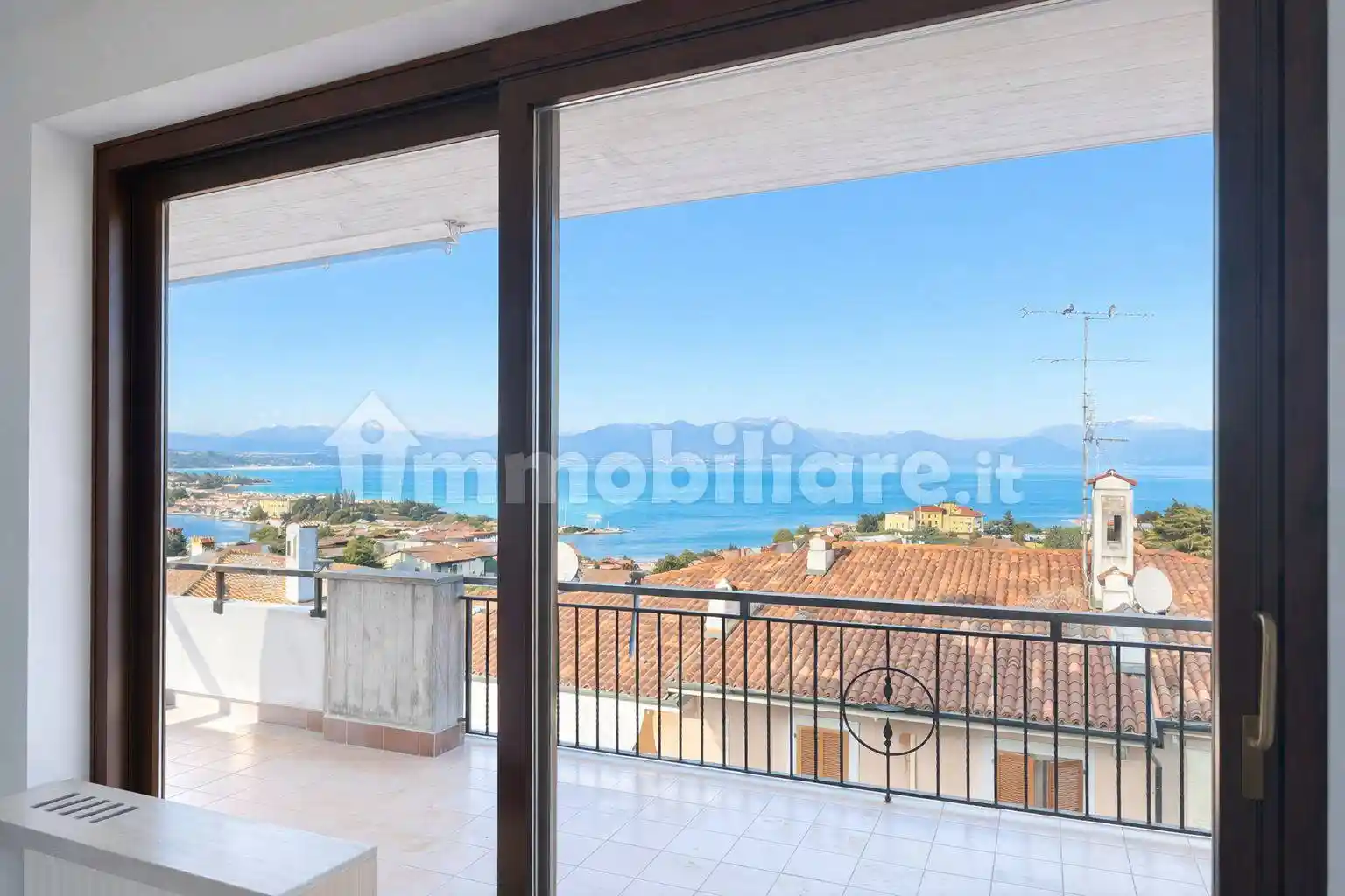 Villa in vendita a Desenzano del Garda