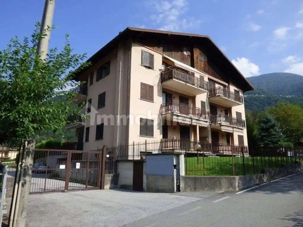 Appartamento in vendita a Taceno