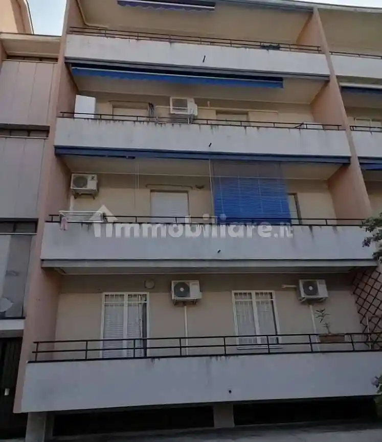 Appartamento in vendita a Desio