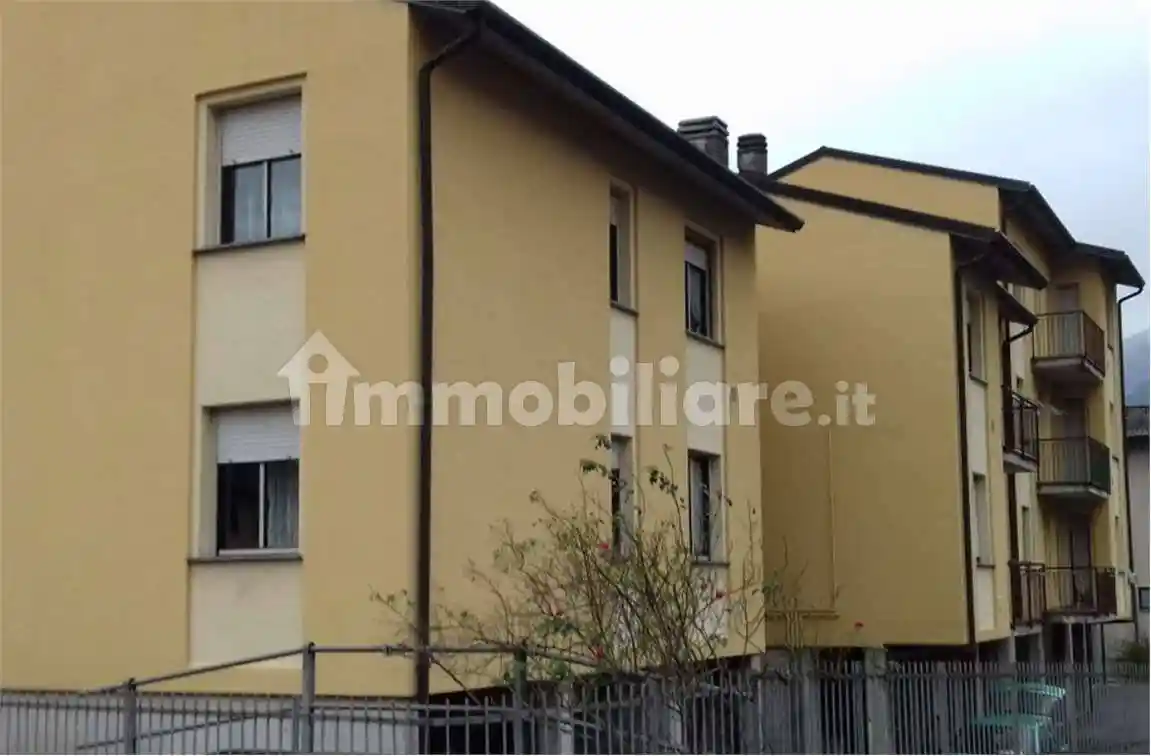 Appartamento in vendita a Gravedona ed Uniti