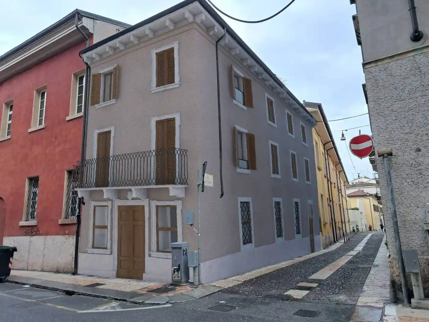 Casa indipendente in vendita a Verona
