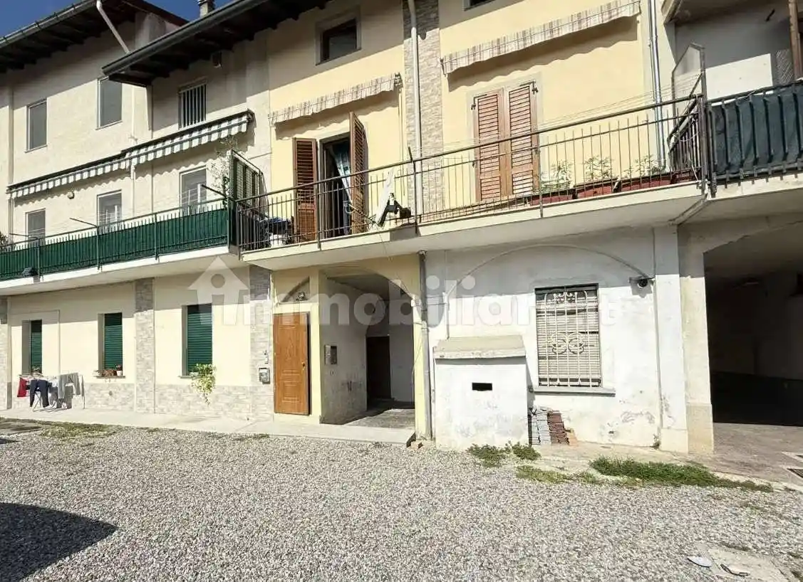 Appartamento in vendita a Cislago