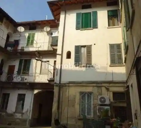 Appartamento in vendita a Vaprio d'Adda