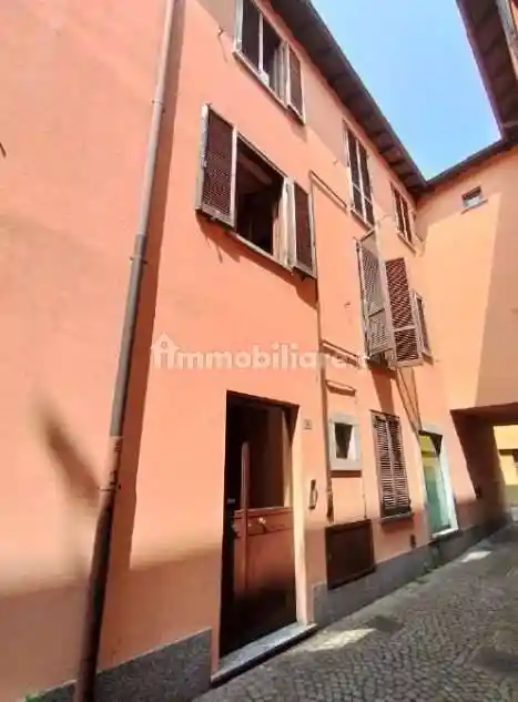 Appartamento in vendita a Oggiono