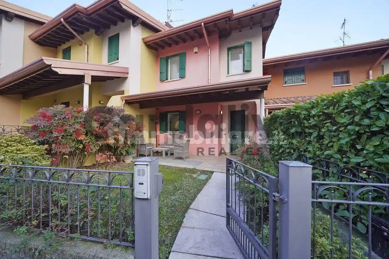 Villetta a schiera - foto 2