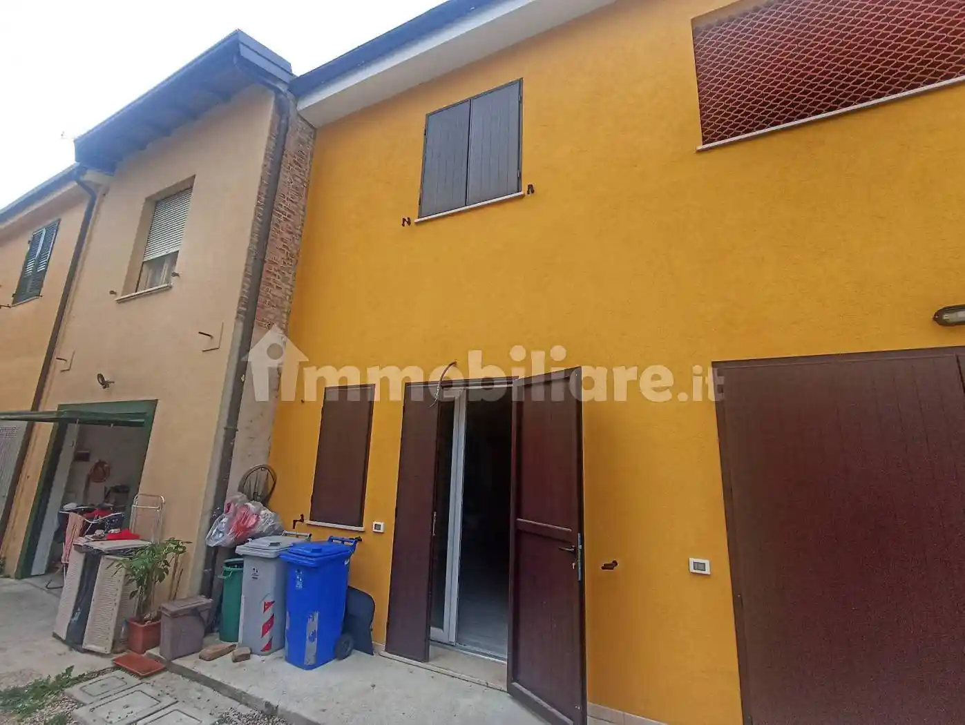 Casa indipendente in vendita a Terre del Reno