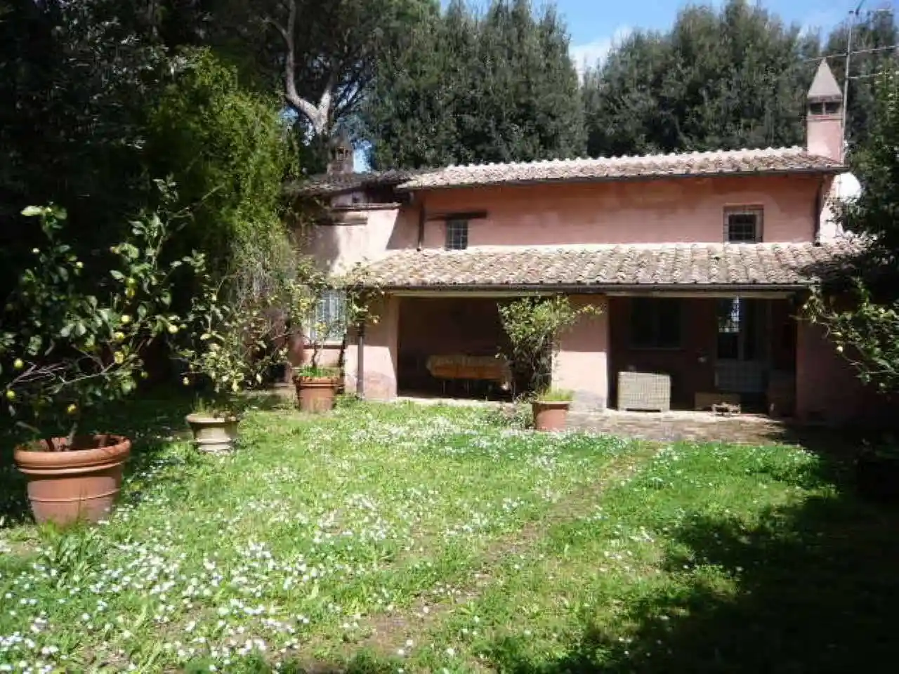 Villa in affitto a Roma
