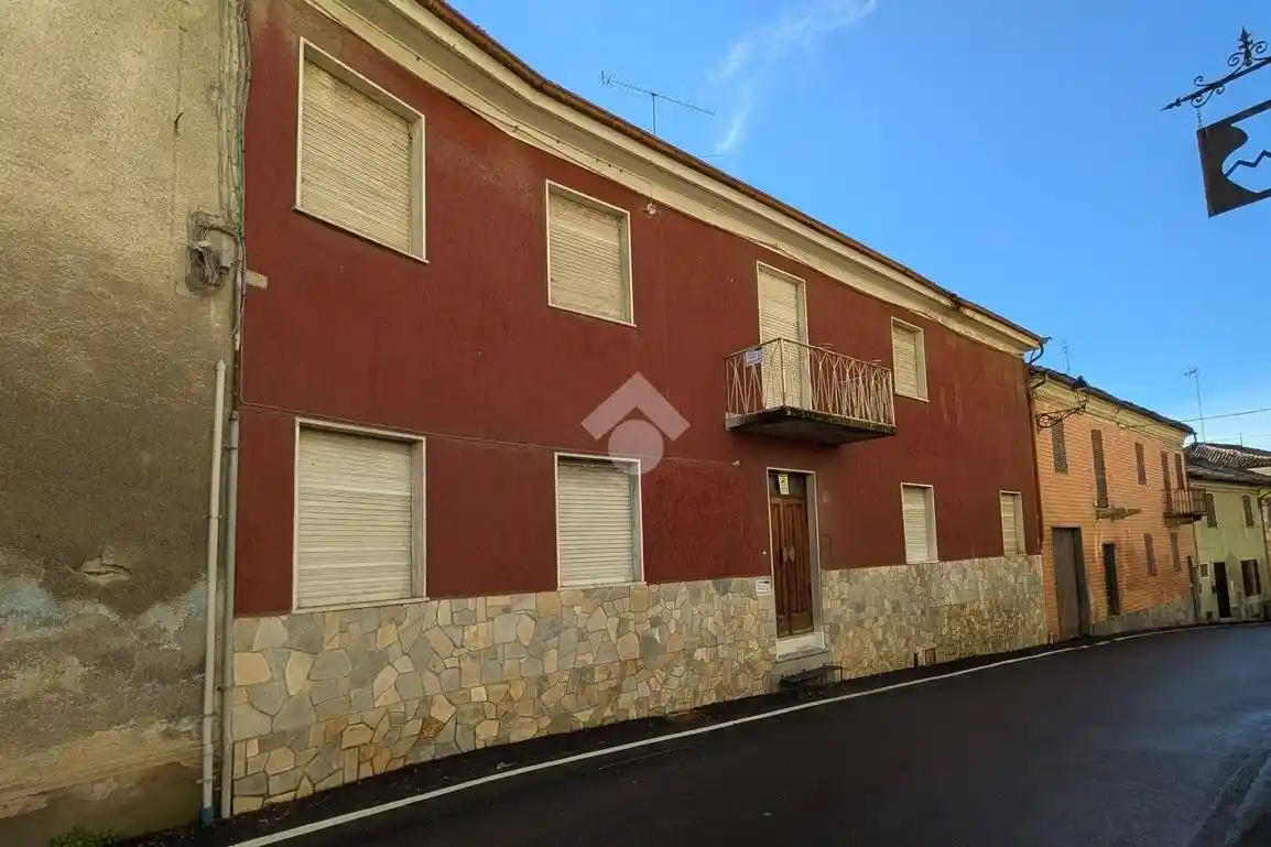 Casa indipendente in vendita a Ottiglio