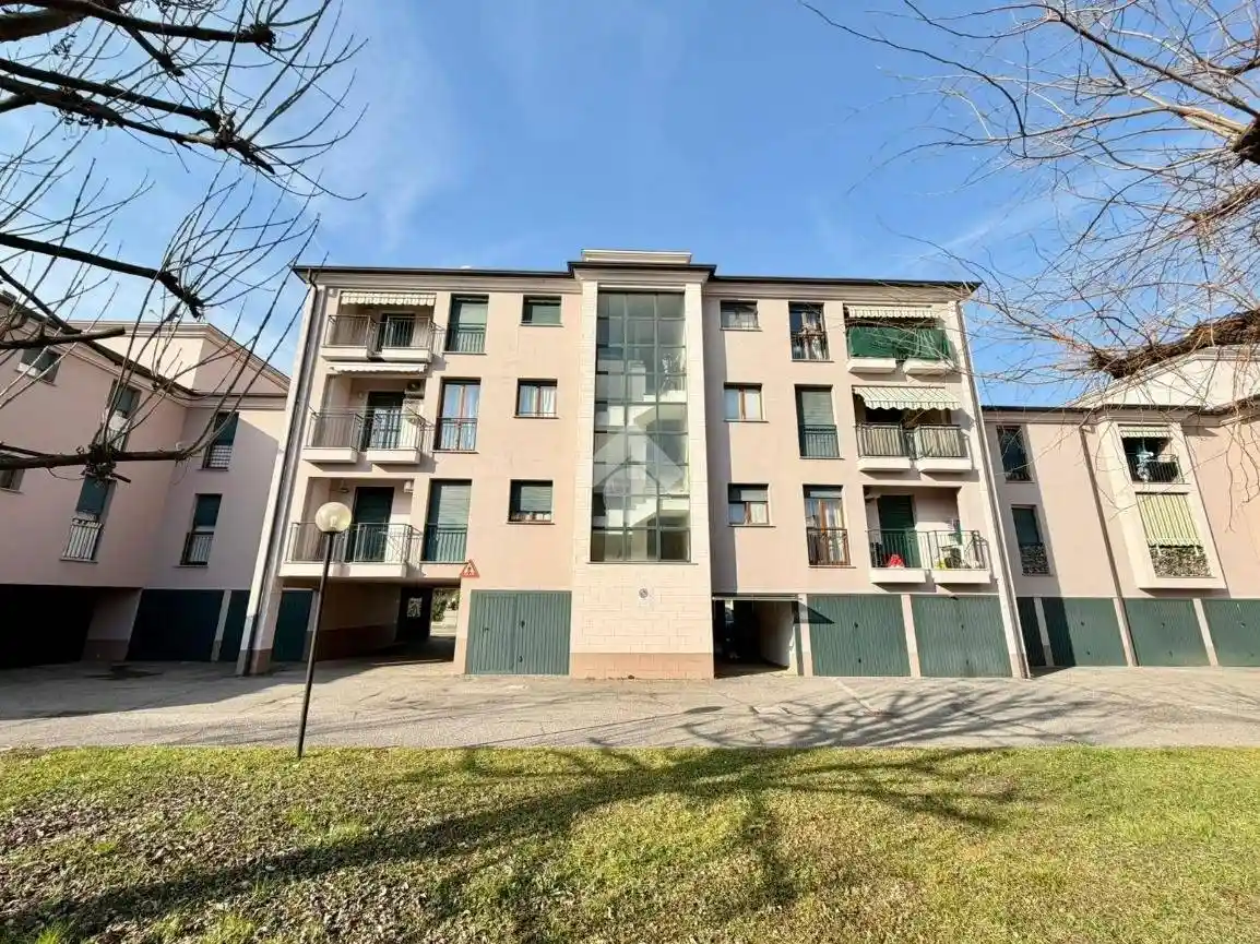Appartamento in vendita a Brescia